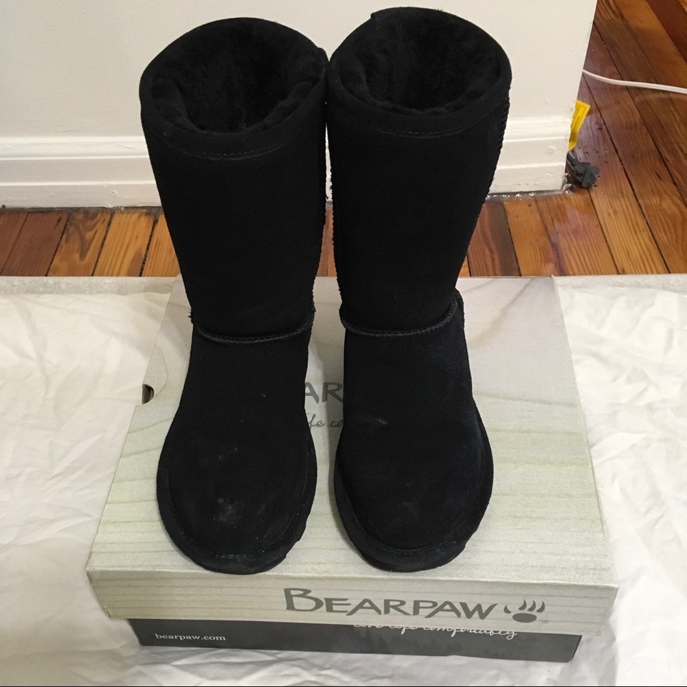 BEARPAW Nevet Wet Black Elle Short Low Boot sz 8